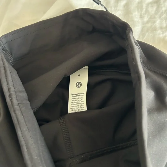 Lululemon Fast and Free High-Rise NWT - Picture 9 of 12